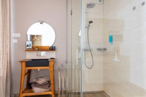 Apartamento Studio chic avec salon et terrasse privée Tourcoing Exterior foto